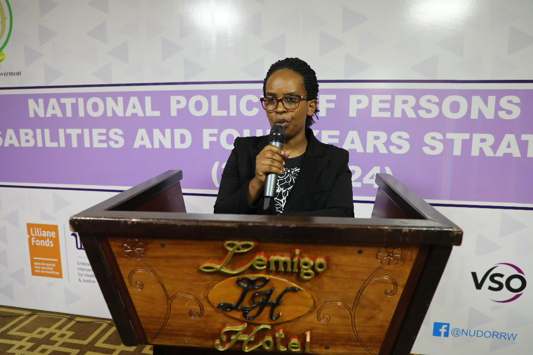 Huss Monique avuga ko hari icyo politiki nshya y'abafite ubumuga ibateganyiriza ku bijyanye n'imodoka zitwara abagenzi mu buryo bwa rusange