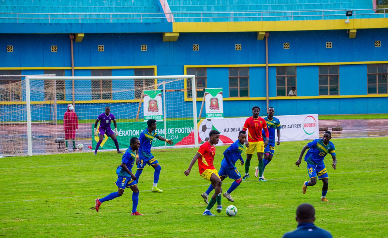 Ilaix Moriba wahoze muri Fc Barcelone ni umwe mu bakinnyi ba Guinea bakinaga n'Amavubi