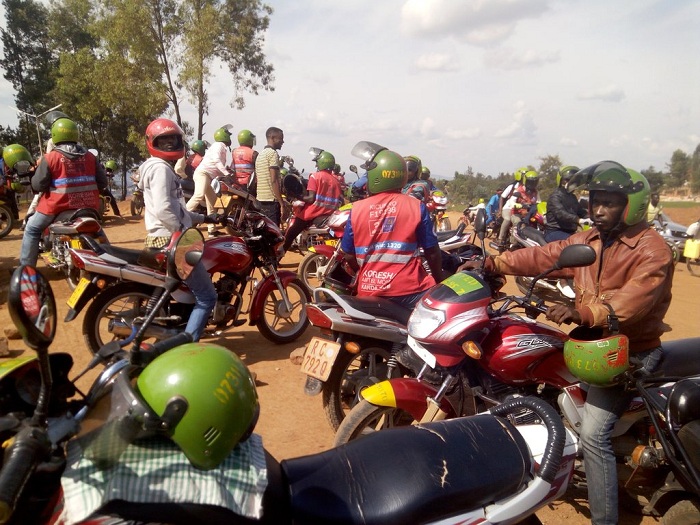 Abagenzi bari bamaze iminsi bagaragaza impungenge z