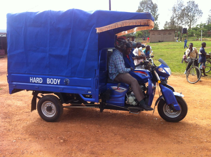 Moto bashyikirijwe izabafasha kugeza umusaruro wabo ku isoko.