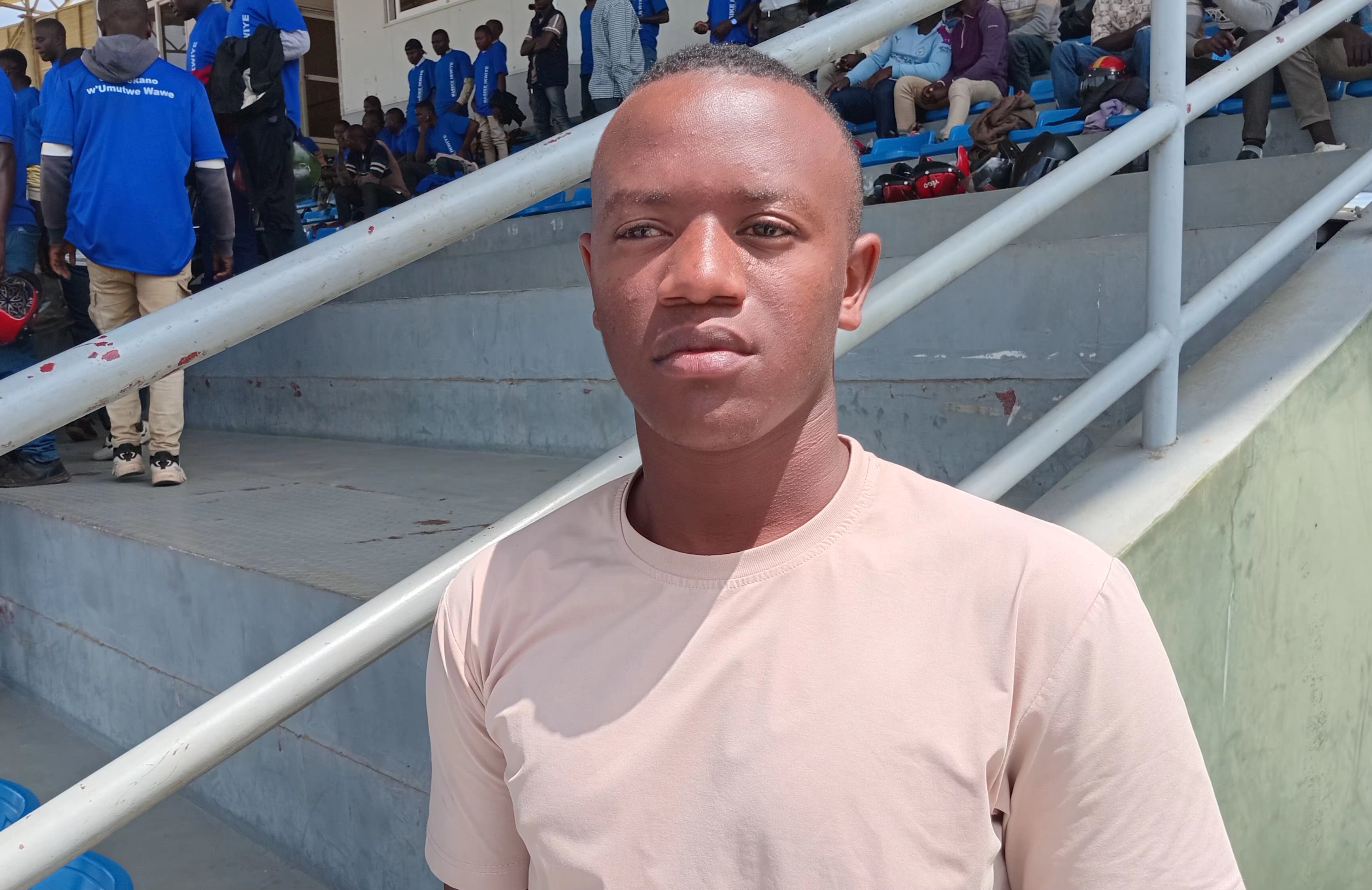 Gad Niyomukunzi arifuza ko ikiguzi cy'ubwishingizi cyagabanywa kuko gitera ibibazo mu mwuga wabo