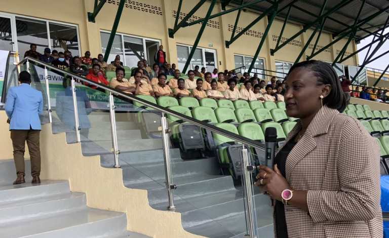 Guverineri Kayitesi yabwiye ba gitifu ko inyoroshyangendo bahawe ari izo kubafasha kurushaho kuzona umurimo