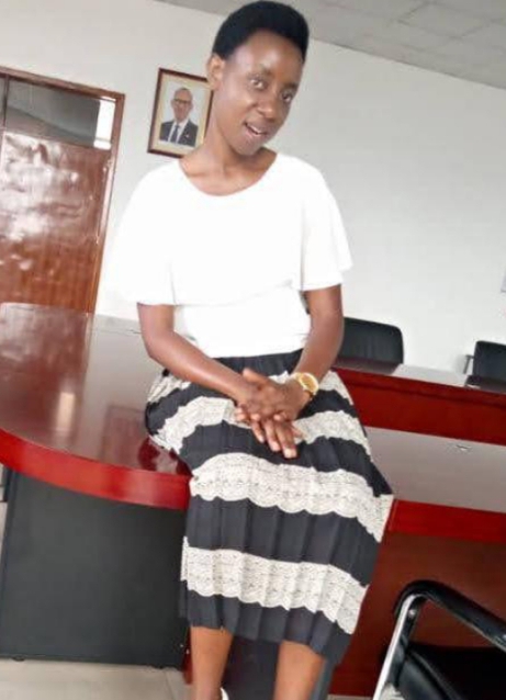 Mutuyeyezu avuga ko saa kumi n'ebyiri z'umugoroba aba yarangije akazi