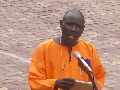 Sinzabakwira Straton watanze ikiganiro ku ruhare ubuyobozi bubi bwagize muri Jenoside yabaye mu Rwanda 