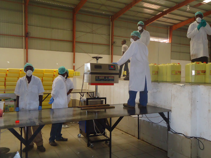 Inyinshi muri Soya uruganda Mount Meru Soyco rukoresha ituruka mu bihugu by'amahanga.