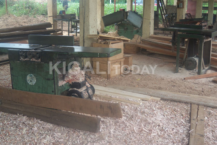 Mu Gakiriro ka Save barasaba imashini zijyanye n'igihe.