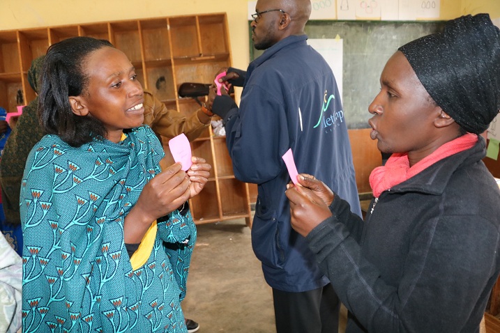 Mu biganiro bagirana, Abarimu baradidibuza Icyongereza