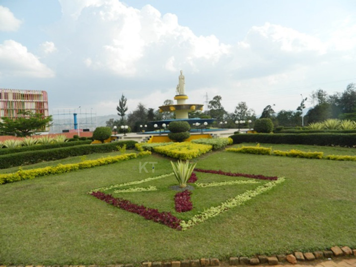Mu busitani bwo ku Kimihurura hakunze no gufatirwa amafoto menshi. 