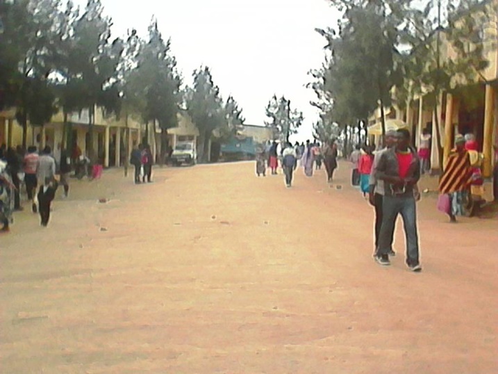 Mu gasantere ka Congo NIL muri iyi minsi mikuru abantu baba ari bake.