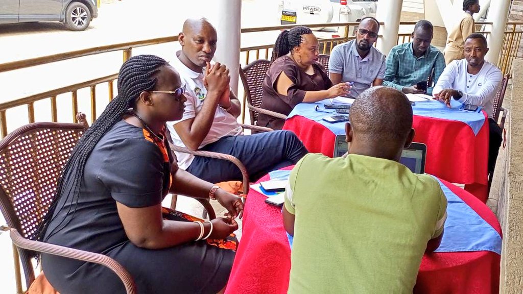 Bagize ibiganiro mu matsinda byo kurebera hamwe imbogamizi zigihari n'uko zakemuka