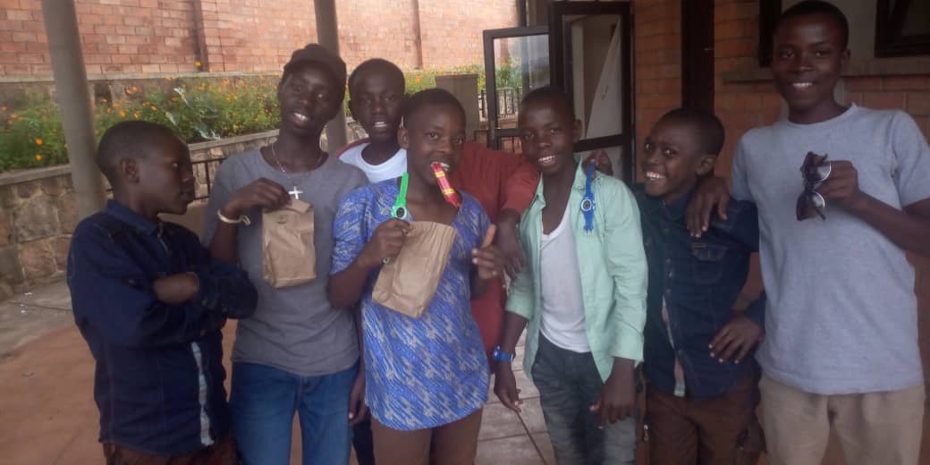 Mu mpano bahawe harimo amasaha