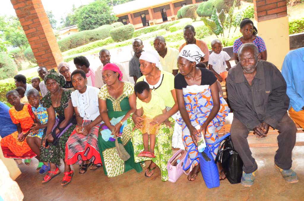 Mubibasiwe n'indwara zamenyo harimo n'abana bato