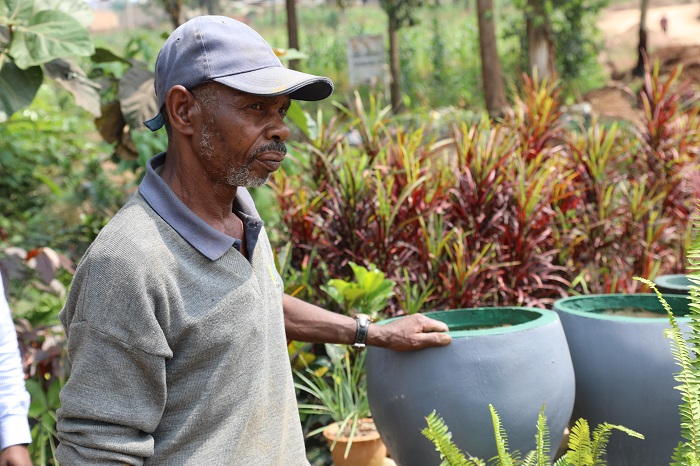 Mudenge mu buhumbikiro