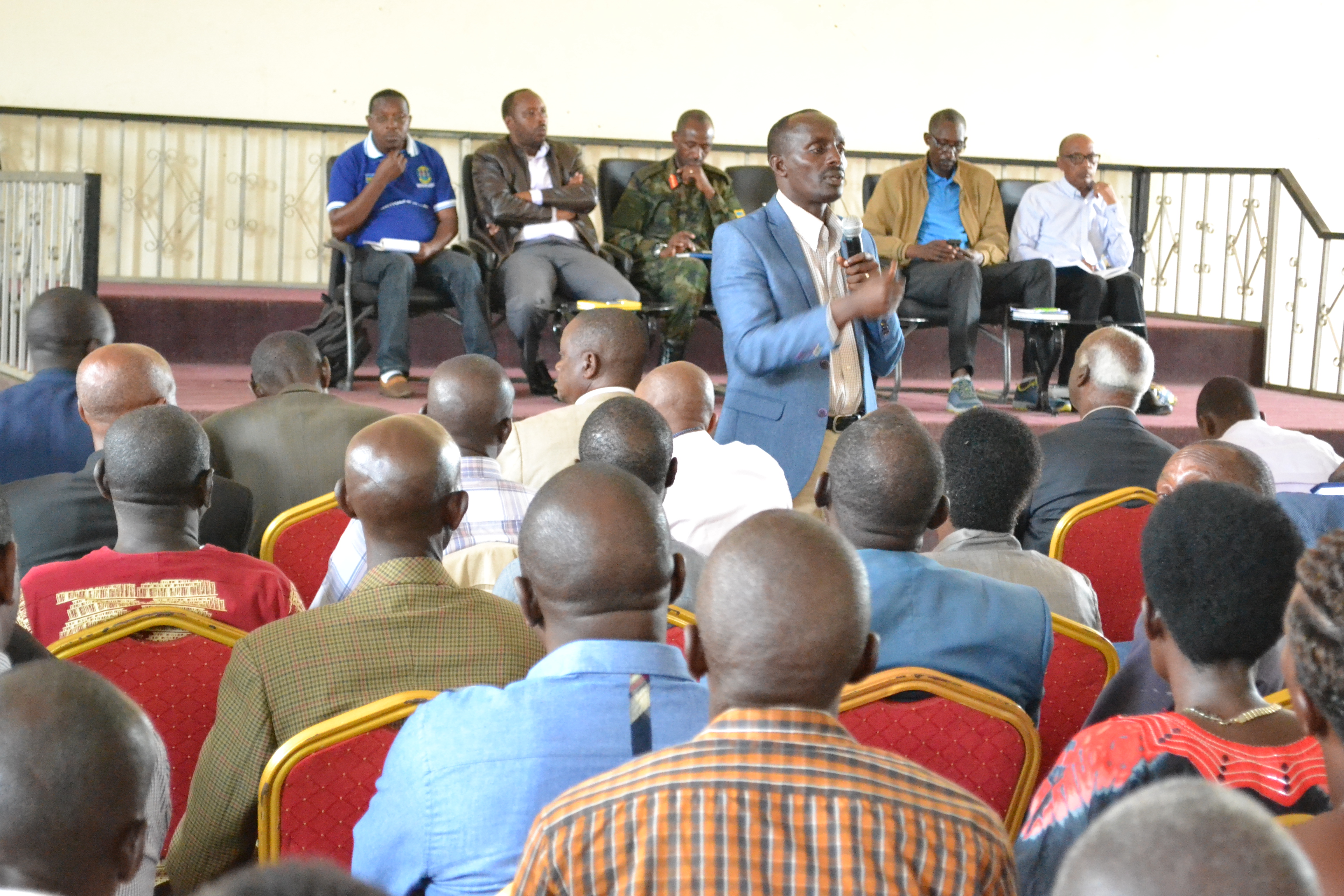 Guverineri Mufuruke avuga ko iyo mihigo igamije guca imikoreshereze mibi y'ubutaka