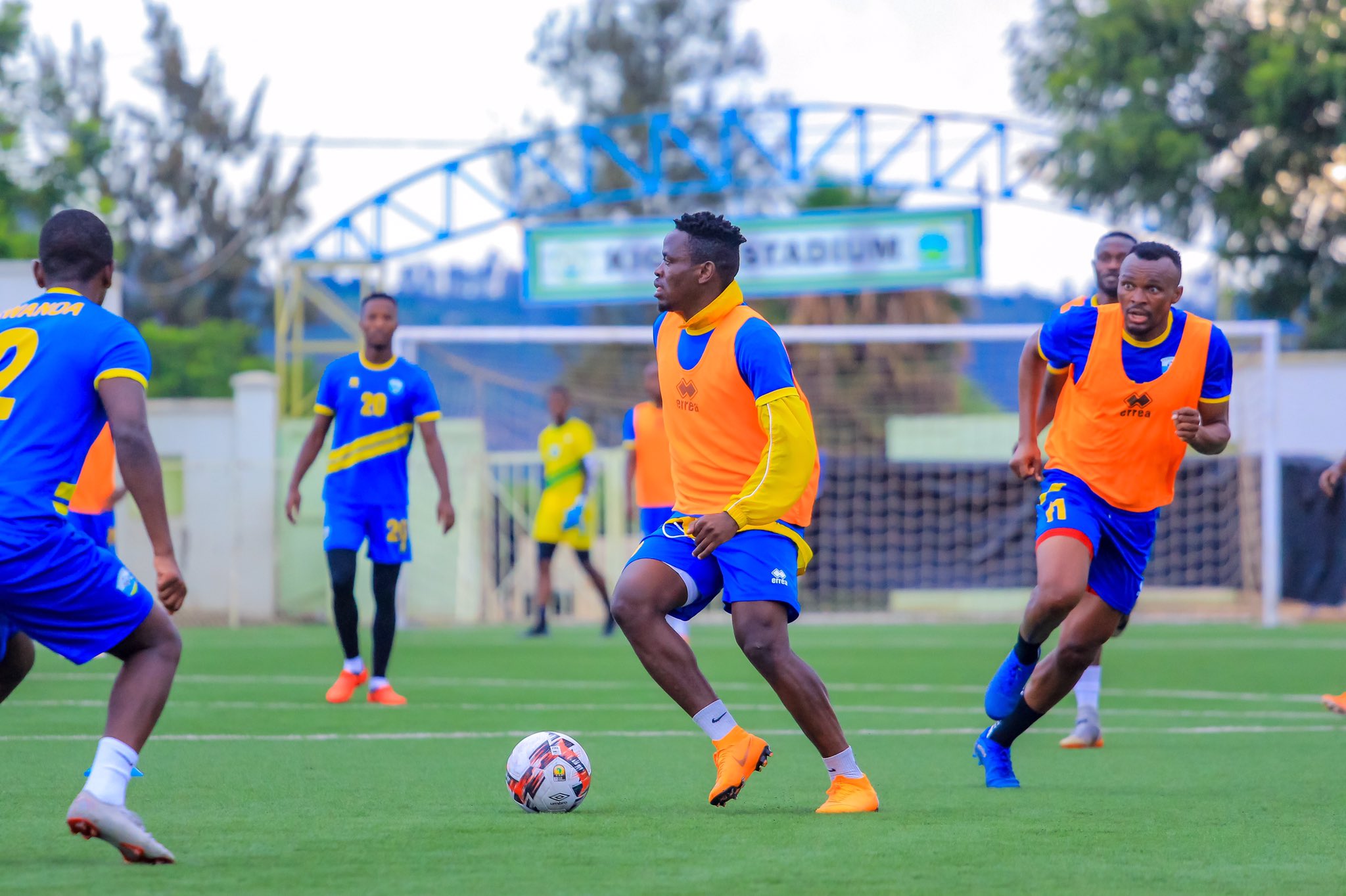 Abakinnyi ba APR Fc barimo Tuyisenge Jacques batangiye imyitozo kuri uyu wa Mbere