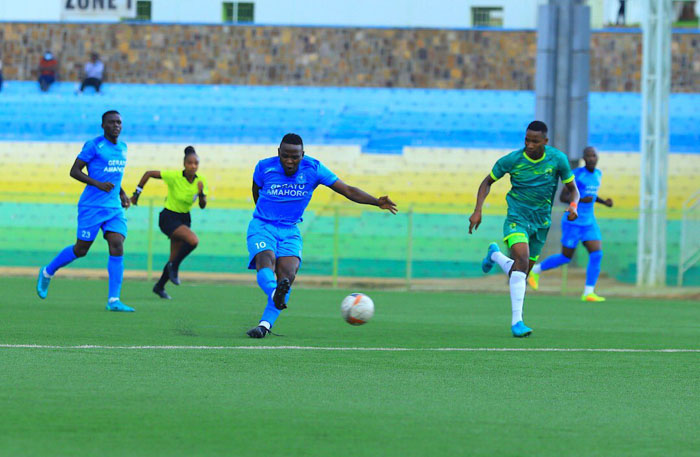 Hakizimana Muhadjili watsinze igitego cya Police FC