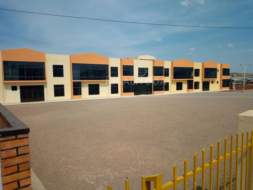 Harimo umwanya uhagije ku buryo imodoka zizajya zisanzura