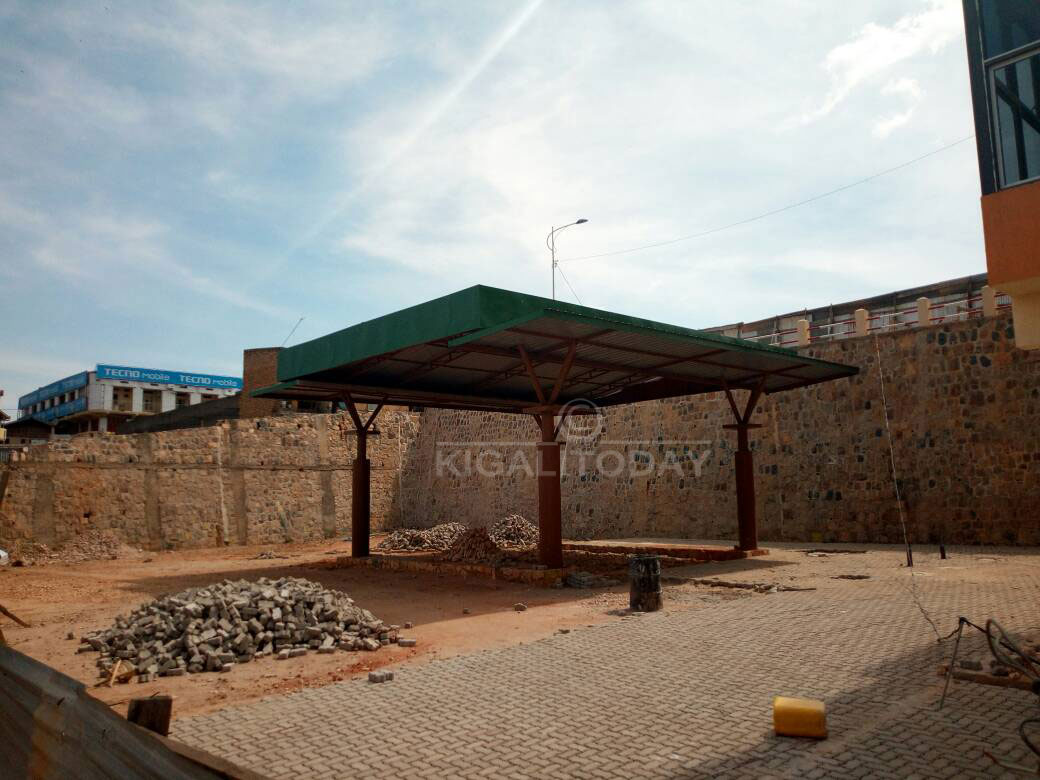 Hubatswemo sitasiyo izajya iha essence imodoka zikorera muri iyi gare