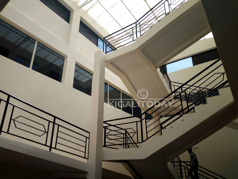 Ni inzu yubatswe ku rwego rugenzweho