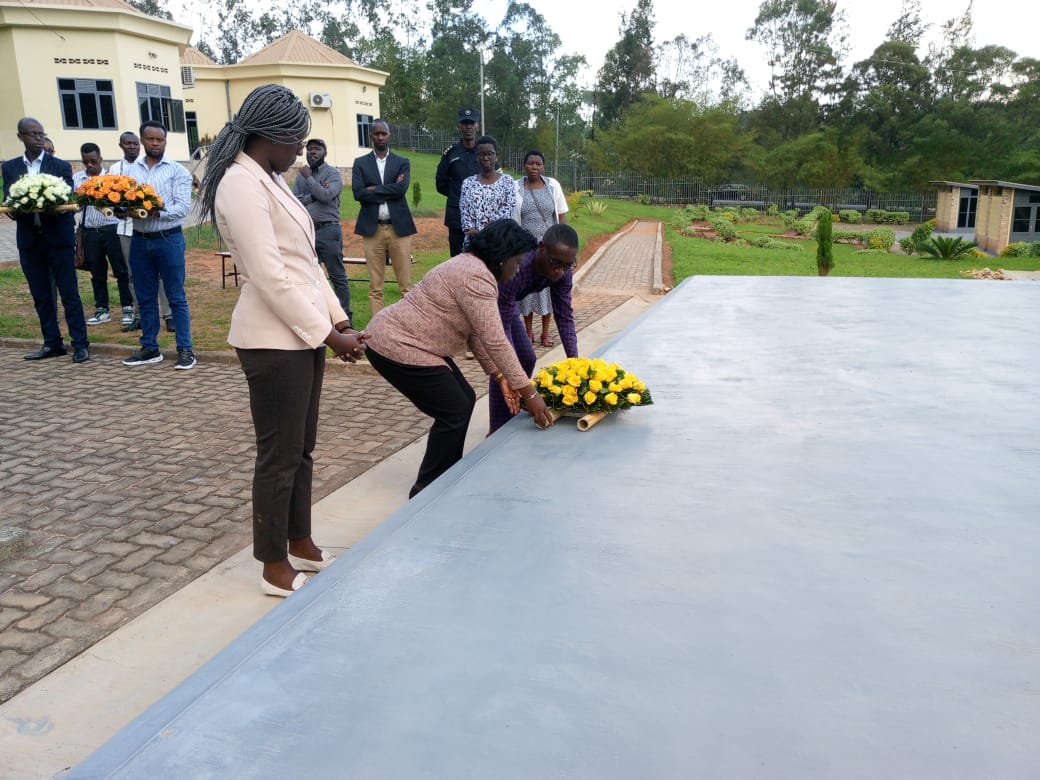 Bashyize indabo ku rwibutso rwa Kabgayi banashima uko rukoreye isuku