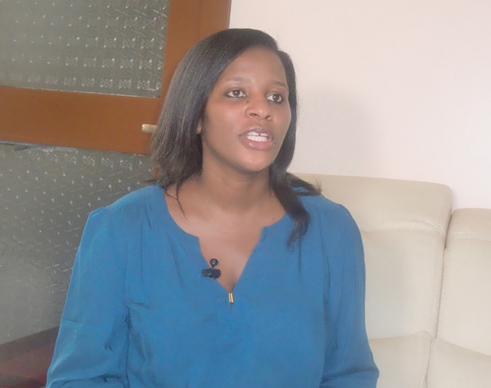 Muhimpundu avuga ko kuzamura imisoro y'itabi bizagabanya abanywi baryo.