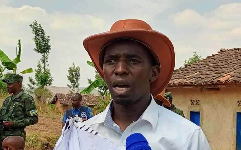 Innocent Muhizi, Umunyamabanga Nshingwabikorwa w'Akagari ka Nyabisindu gaherereye mu Murenge wa Kigoma mu Karere ka Huye