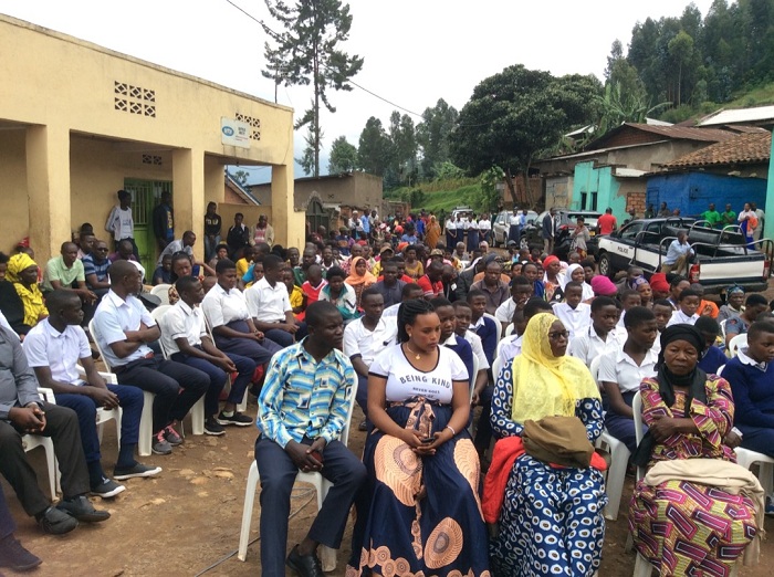 Mu Murenge wa Muhoza mu Karere Ka Musanze bitabiriye ibiganiro ari benshi