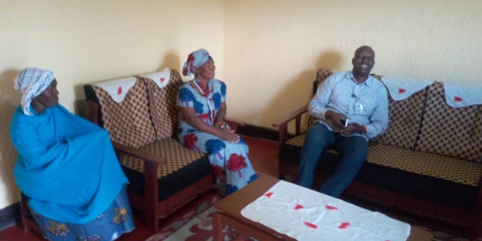 Mu ruganiriro rw'inzu yahawe ni uku hameze