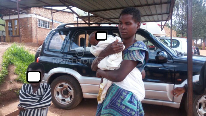 Mukanyandwi nawe yibarutse batatu atashye asanga umugabo yigendeye