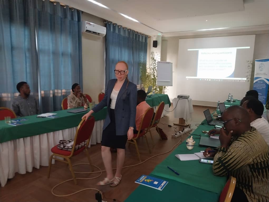 Mukarusine Cludine, Umuyobozi w'umushinga Climate Just Communities, yagaragaje ko abayobozi mu nzego z'ibanze bafite uruhare rukomeye mu kwita ku mibereho myiza y'abafite ubumuga kuko bakorana n'abaturage umunsi ku wundi