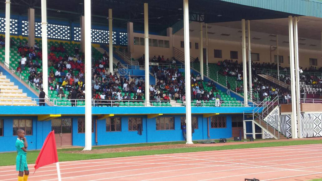 Muri Tribune y'icyubahiro niho hari abantu baringaniye 