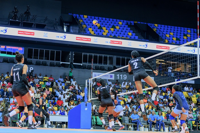 Munezero wambaye 11 ubwo bahuraga n'ikipe ya Police VC