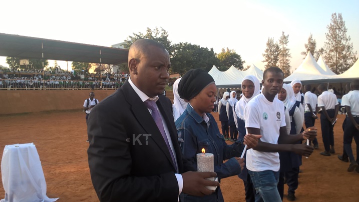 Munyakazi Isaac acana urumuri rw'icyizere.