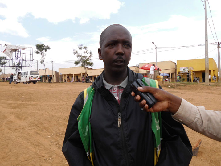 Munyentwari Emmanuel ukora akazi k'ubumotari avuga ko umuhanda ukozwe akazi kabo kagenda neza.