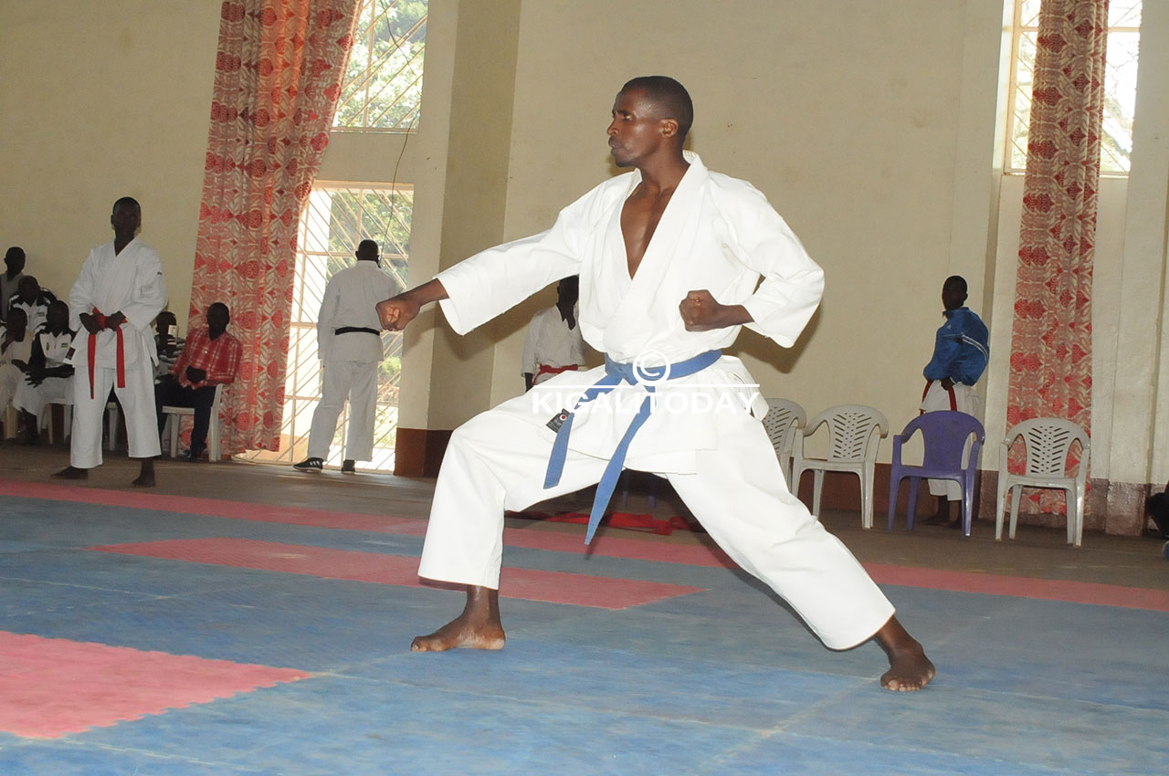 Munyashyaka Vincent wa Mamaru ukomeje kugaragaza ubunararibonye mu marushanwa ya Karate