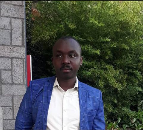 Munyeshyaka yari umukozi w'umurenge wa Kinazi ushinzwe serivisi z'ubutaka