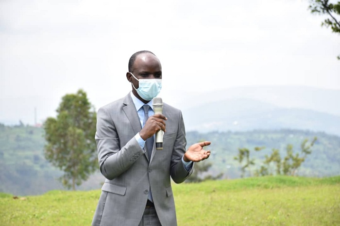 Mupenzi asabye abatsinzwe mu nkiko Gacaca kwishyura batabihatiwe