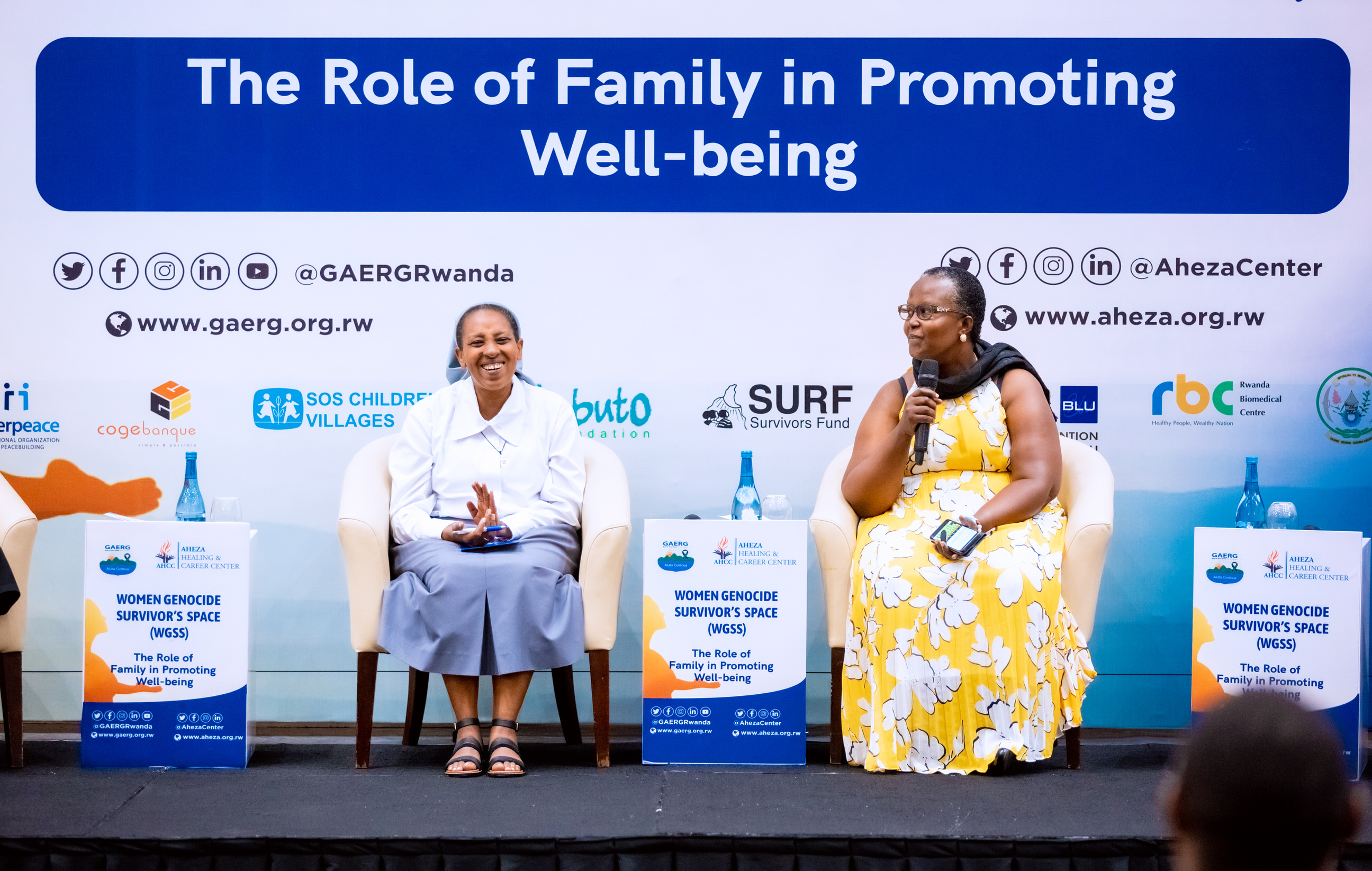 Byari ibiganiro abantu bisanzuye ndetse bakanyuzamo bakanatera urwenya 