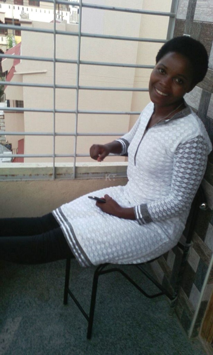 Murumuna wa Nikuze wamuhaye impyiko, na we ngo ameze neza.