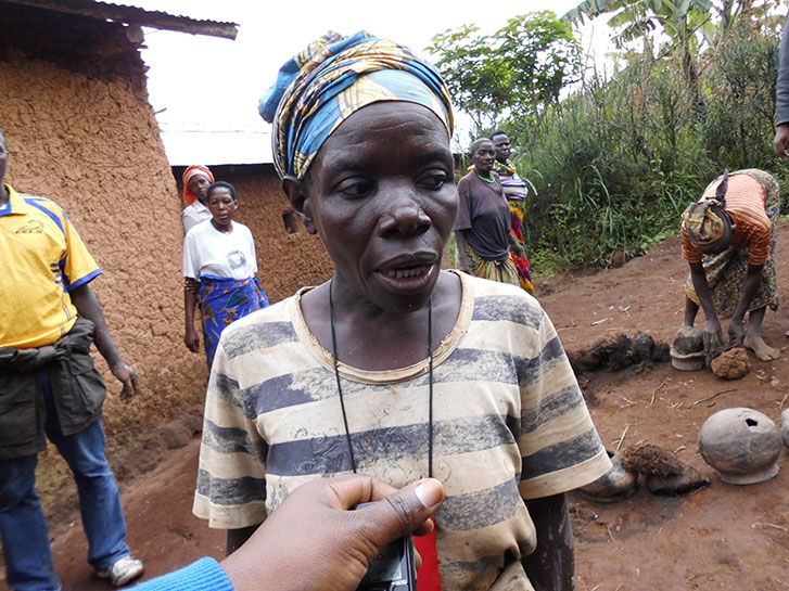 Musabimana avuga ko umudugudu batuyemo ufite ubwiherero buke.