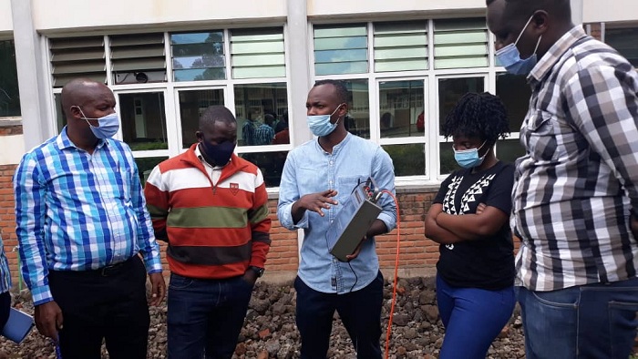 Batangiye guhugurirwa ikoreshwa ry'izo mashini