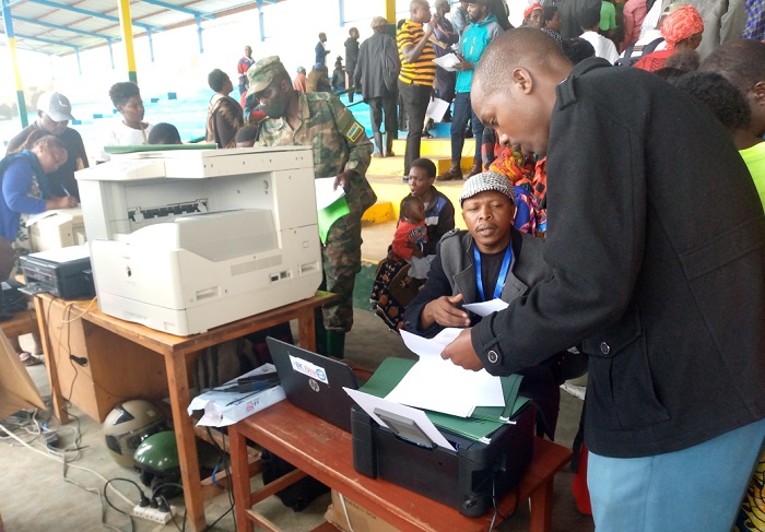 Abaturage bishimiye ko izi serivisi zigiye kubarinda gusiragira