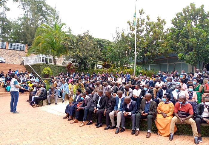 Uko ari 204 bahagarariye abandi basobanuriwe amateka y'u Rwanda rwo hambere mu gihe na nyuma ya Jenoside yakorewe Abatutsi