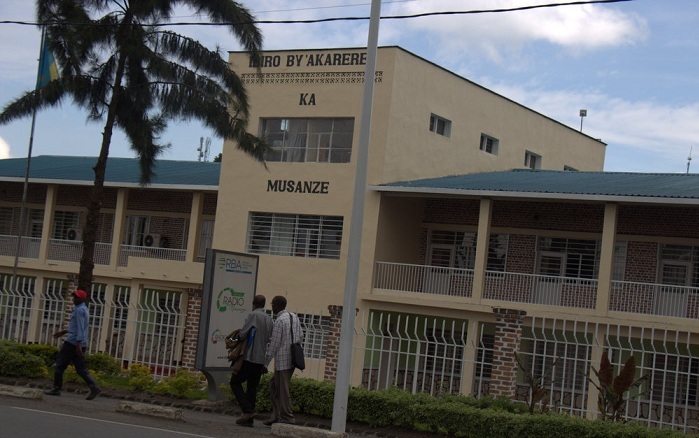 Inyubako Akarere ka Musanze gakoreramo ngo ntikijyanye n'igihe