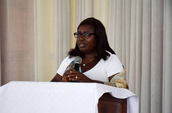 Guverineri Nyirarugero yabasabye gukemura ibibazo byugarije abaturage na bo ubwabo bihereyeho