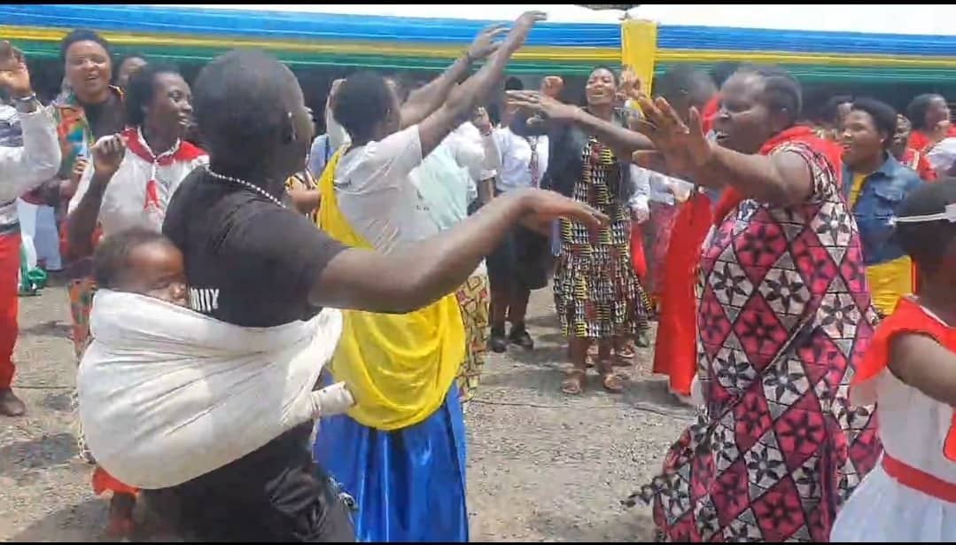 Akanyamuneza kari kose ku barwayi n'abarwaza