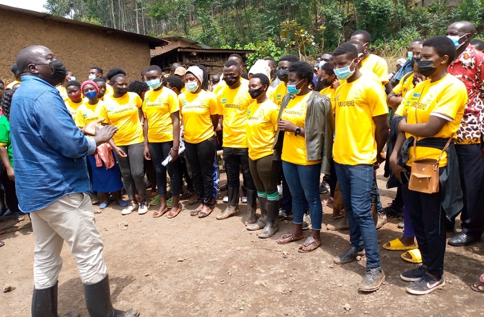 Minisitiri Gatabazi yasabye urubyiruko guhindura imyumvire y'abaturage ikarushaho kuzana impinduka 