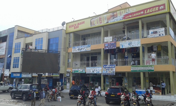 Inyubako z'ubucuruzi