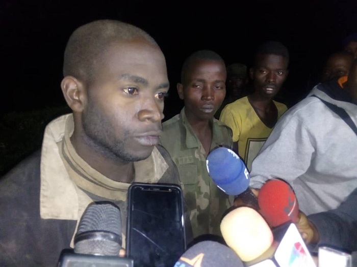 Uyu yitwa Habumukiza Théoneste. Avuga ko yarangije muri Kaminuza i Butare ajya gukomereza icyiciro cya gatatu (Masters) muri Kaminuza ya Makerere muri Uganda