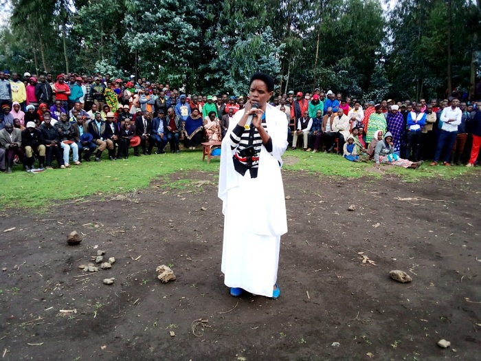 Munganyinka Verediyana yiciwe umugabo muri iki gitero, abana be babiri barabakomeretsa